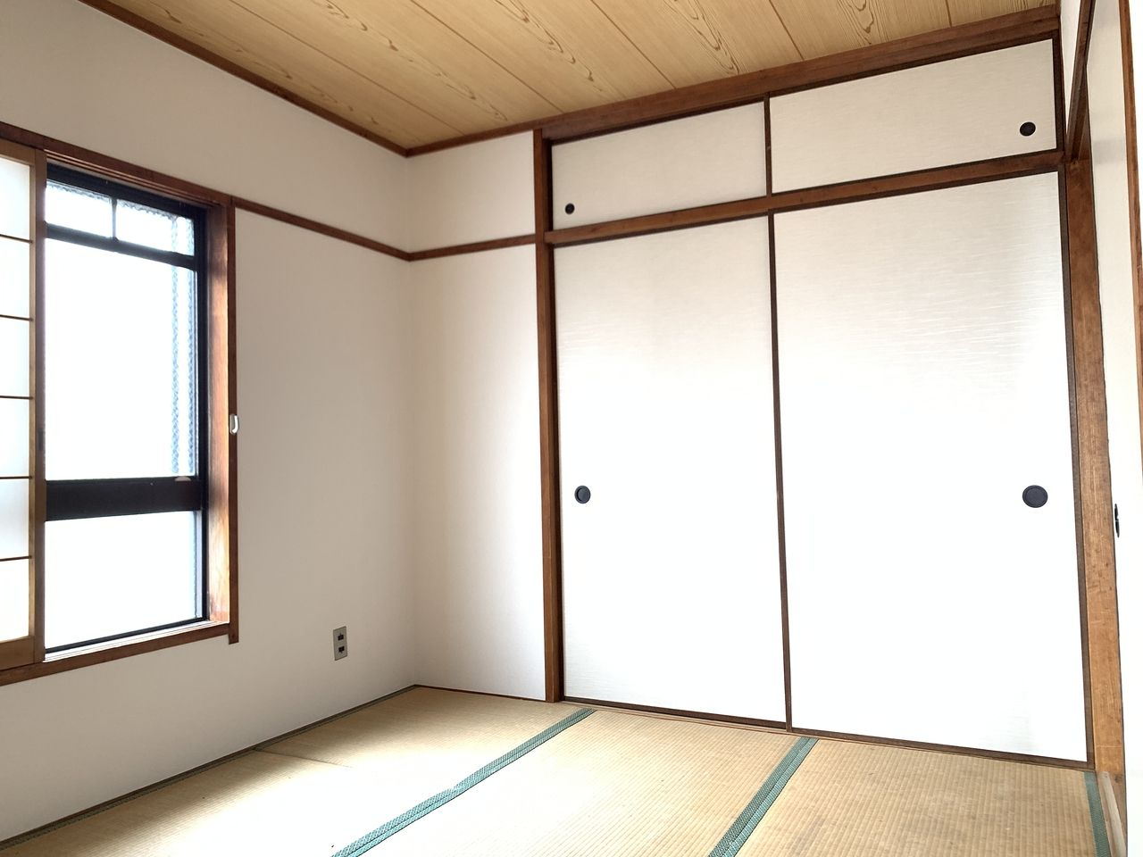 ハイツ富士401号室和室の写真です
