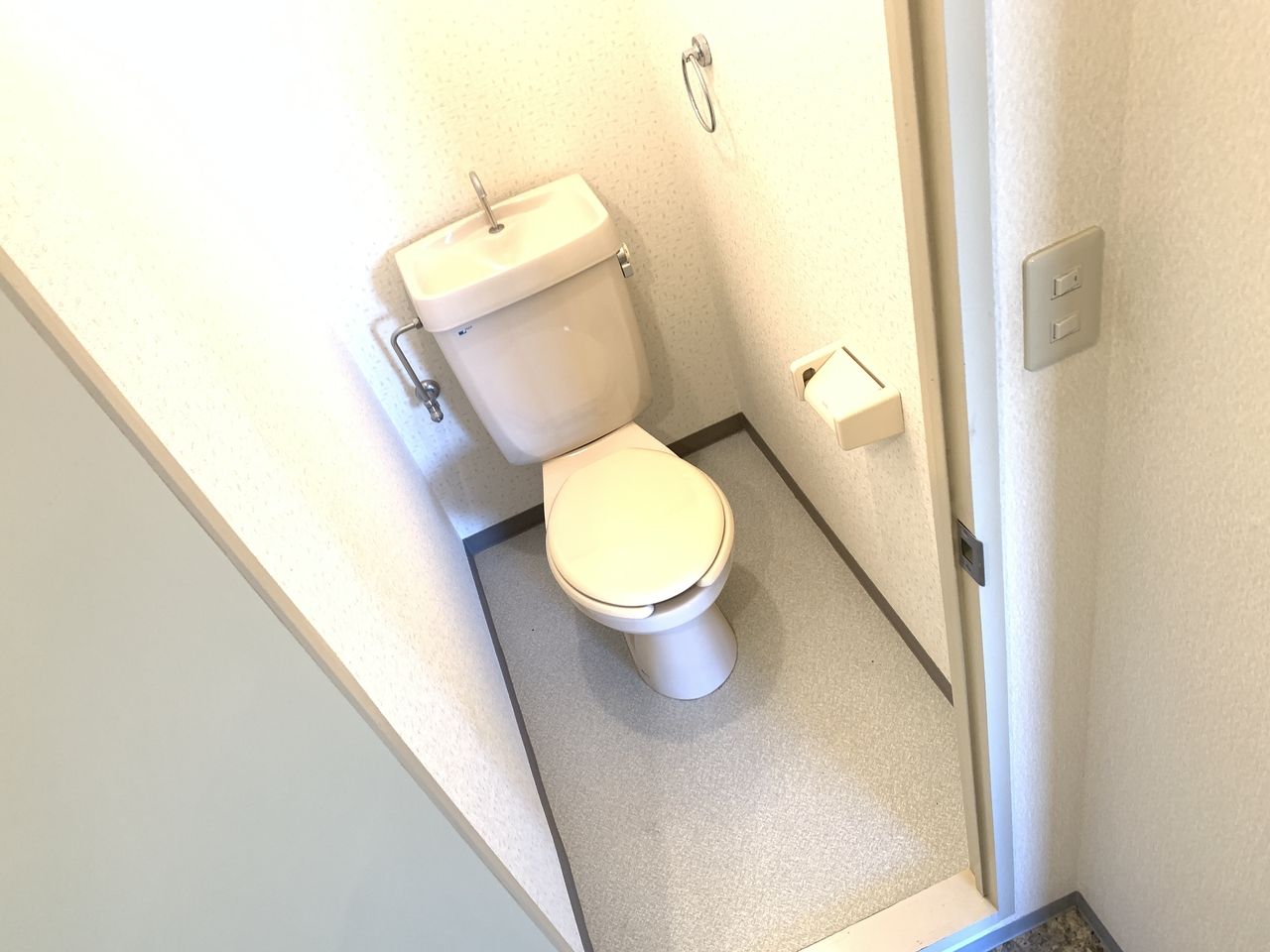 レナジア新深江トイレです。